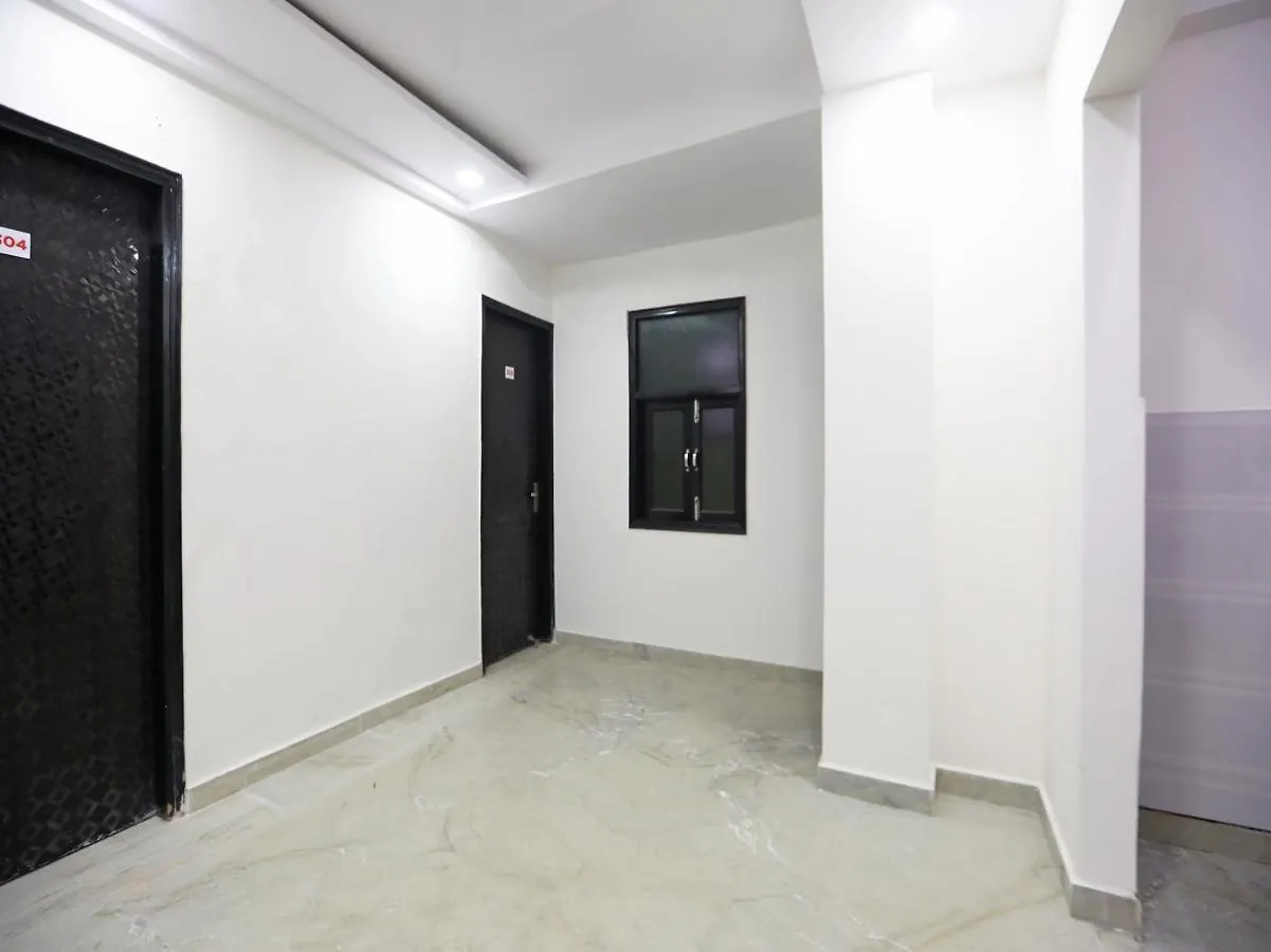 Oyo 46841 Aashiana Guest House Delhi  Hotel Delhi (National Capital Territory of India)